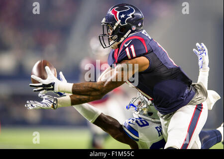Houston Texans Jaelen Strong (11) works out during an NFL football ...