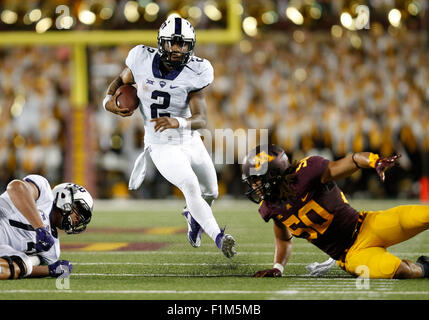 September 3, 2015: TCU Horned Frogs quarterback Trevone Boykin (2) scrambles during the college football game between TCU Horned Frogs and the Minnesota Golden Gophers at TCF Bank Stadium in Minneapolis, MN Tim Warner/CSM. Stock Photo