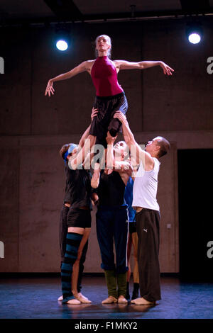 Duesseldorf, Germany. 4th Sep, 2015. A dancer from the Ballett am Rhein ...