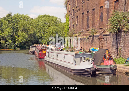 Narrow Boat, Regents Canal, near Camden Market, London, England, Stock Photo