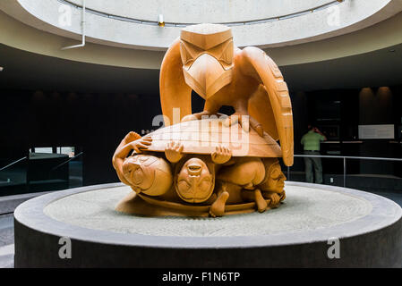 The Raven and the First Men by Bill Reid at the Museum of Anthropology ...