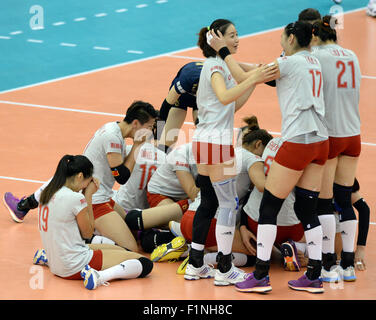 Nagoya, Japan. 5th Sep, 2015. Players of China celebrate victory after the match of 2015 Women's Volleyball World Cup against Russia in Nagoya, Japan, Sept. 5, 2015. China won 3-1. © Ma Ping/Xinhua/Alamy Live News Stock Photo