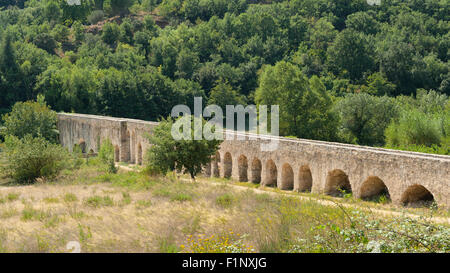 The Roman aqueduct at Ansignan, Fenouillèdes, Roussillon, southern France Stock Photo