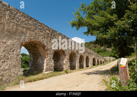 The Roman aqueduct at Ansignan, Fenouillèdes, Roussillon, southern France Stock Photo