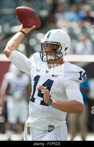September 5, 2015: Penn State Nittany Lions quarterback Christian Hackenberg (14) throws the ball during warm-ups prior to the NCAA football game between the Penn State Nittany Lions and the Temple Owls at Lincoln Financial Field in Philadelphia, Pennsylvania. Stock Photo