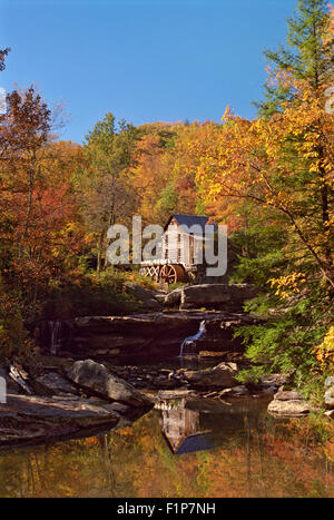 Glade Creek GristMill in fall color, Babcock State Park, Clifftop, West Virginia, USA Stock Photo