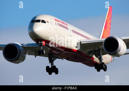 Air India Boeing 787-8 approaches runway 27L at London Heathrow airport. Stock Photo
