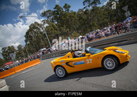 Brisbane, Australia. 5th September, 2015. The Mount Cootha Classic is a street sprint motorsports event held on the Mount Cootha road just outside of Brisbane's central business district. It showcases premier motorsports racing alongside historical car and motorcycle displays. Pictured is the Lotus Elise S2 of Lotus SKT Racing passing through the top haripin during morning heats. Credit:  Russell Hunter/Alamy Live News Stock Photo