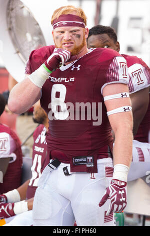 September 5, 2015: Temple Owls linebacker Tyler Matakevich (8) looks on during the NCAA football game between the Penn State Nittany Lions and the Temple Owls at Lincoln Financial Field in Philadelphia, Pennsylvania. The Temple Owls won 27-10. Christopher Szagola/CSM Stock Photo