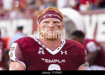 September 5, 2015: Temple Owls linebacker Tyler Matakevich (8) looks on during the NCAA football game between the Penn State Nittany Lions and the Temple Owls at Lincoln Financial Field in Philadelphia, Pennsylvania. The Temple Owls won 27-10. Christopher Szagola/CSM Stock Photo