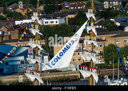 London, UK. 6th Sep, 2015. ARC Gloria' on River Thames this evening where 67 of its crew will balance on its masts singing the Colombian National Anthem. Credit:  Velar Grant/ZUMA Wire/Alamy Live News Stock Photo