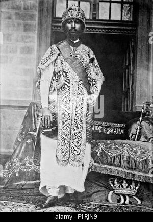 Haile Selassie I poses for a portrait between 1916 -1920 as Ethiopia's regent in Addis Ababa, Ethiopia. Stock Photo