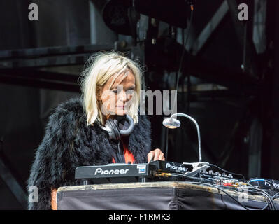 Ewhurst, Surrey, England, UK.  5th September 2015.  Veteran DJ, broadcaster and radio presenter Annie Nightingale appears at the Rock 'n' Horsepower event in support of Prostate Cancer UK, held at Hurtwood Park Polo Club, Ewhurst, Surrey.  Annie played a selection of music tracks as the set was being prepared for the main event, the performance by the reuniting Faces band. Credit:  Graham Prentice/Alamy Live News Stock Photo