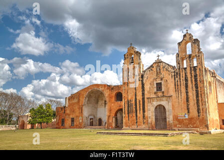 Church and Convent of San Miguel Arcangel, established in 1549, Mani, Route of the Convents, Yucatan, Mexico, North America Stock Photo