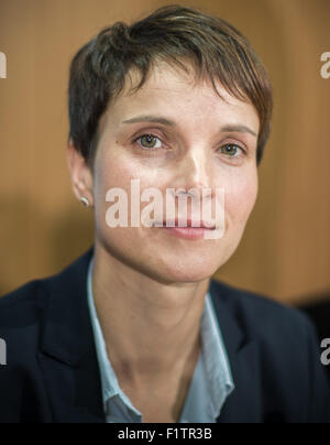 Berlin, Germany. 07th Sep, 2015. Frauke Petry, national chairperson of German political party AfD, attends a press conference in Berlin, Germany, 07 September 2015. Petry presented the programme of the party entitled 'Herbstoffensive 2015 - Zeit, die Karten auf den Tisch zu legen' (lit. Autumn Offensive 2015 - Time to lay the cards on the table). Photo: MICHAEL KAPPELER/dpa/Alamy Live News Stock Photo