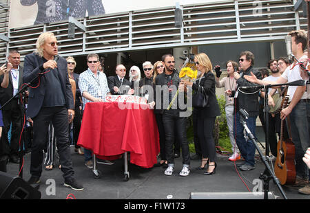 Birthday fan gathering for Ringo Starr's 75th and to call for peace throughout the world  Featuring: Ringo Starr Where: Hollywood, California, United States When: 07 Jul 2015 Stock Photo