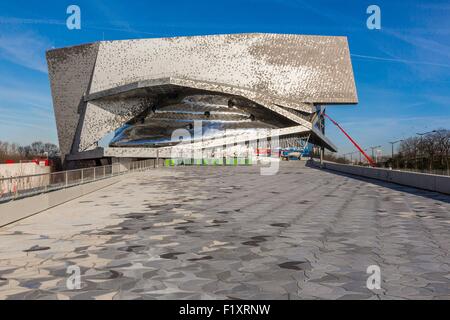 France, Paris, The Philarmonie de Paris by the architecte Jean Nouvel, finishing touch Stock Photo