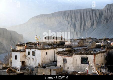Nepal, Gandaki zone, Upper Mustang (near the border with Tibet), houses in the village of Tangge at sunset; Stock Photo