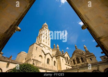 France, Dordogne, Perigord Blanc, Perigueux, Saint Front Byzantine Cathedral, stop on Route of Santiago de Compostela, listed as World Heritage by UNESCO Stock Photo
