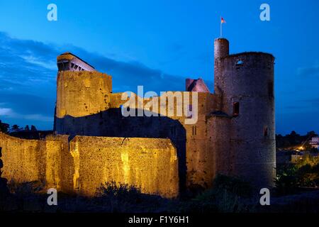 France, Loire Atlantique, Clisson castle at twilight Stock Photo