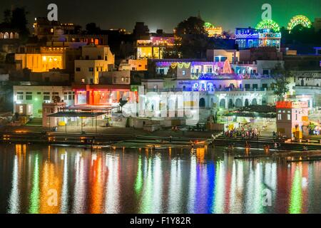 India, Rajasthan state, Pushkar, the ghats on the lake Stock Photo