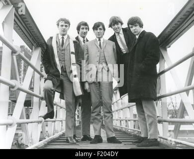 THE FORTUNES UK pop group in 1965. From left: Dave Carr, Glen Dale ...