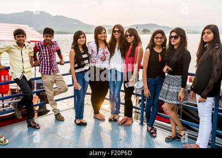 India, Rajasthan state, Udaipur, students visiting Lake Pichola Stock Photo