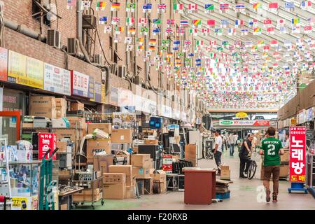 South Korea, Seoul, Yongsan-gu, Youngsan Electronic Market, specializing in the electronics market (new or used) Stock Photo