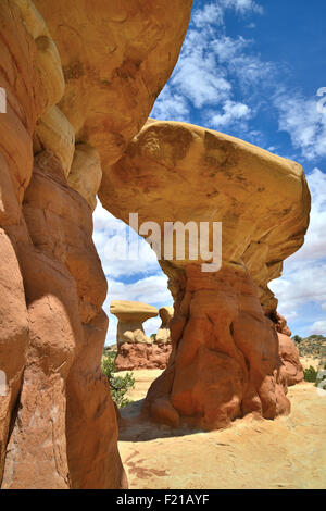 Large rock hoodoos in Devil's Garden along Hole-in-the-rock Road in ...