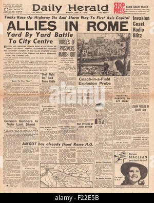 1944 Daily Herald front page reporting allied forces enter Rome Stock Photo