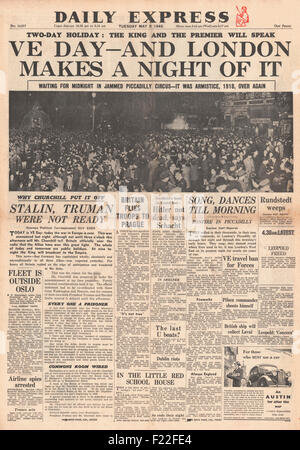 1945 Daily Express front page reporting VE Day Stock Photo