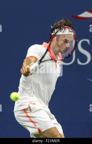 Roger Federer (SUI) competing at the 2015 US Open Tennis Stock Photo