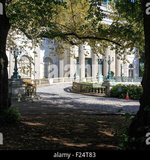 Marble House, summer 'cottage' of Alva and Wiliam K. Vanderbilt in Newport, RI, USA. Stock Photo