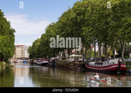 France, Haute Garonne, Toulouse, Port Saint Sauveur, the Canal du Midi listed as World Heritage by UNESCO Stock Photo