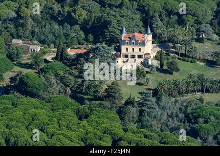 France, Var, Saint Tropez, garden of the Louis Vuitton shop Stock