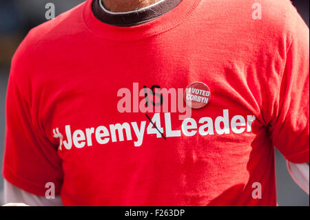 London, UK.  12 September 2015.  A man wears a T shirt in support of newly elected Labour party leader, Jeremy Corbyn, as tens of thousands of people take part in the ‘Solidarity with Refugees’ demonstration in central London to show support for Britain to help refugees and asylum seekers ahead of UK Home Secretary Teresa May's meeting with the EU's 28 member states for emergency talks on Europe’s escalating refugee crisis. Credit:  Stephen Chung / Alamy Live News Stock Photo