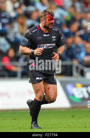 Swansea, Wales. 13th Sep, 2015. Guinness Pro12. Ospreys versus Munster Rugby. Ospreys Sam Parry during the match. © Action Plus Sports/Alamy Live News Stock Photo