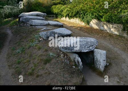 Mane Rutuel prehistoric Neolithic dolmen chambered cairn. Locmariaquer, Brittany, France. aka Rethual Ruthiel Rutual Retual Stock Photo