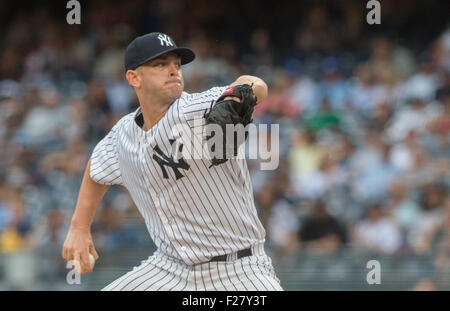 New York, NY, USA. 13th Sep, 2015. Yankees' relief pitcher CALEB COTHAM in the 9th inning, NY Yankees vs. Toronto Blue Jays, Yankee Stadium, Sunday Sept. 13, 2015, in New York. Credit:  Bryan Smith/ZUMA Wire/Alamy Live News Stock Photo