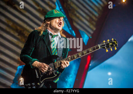 Detroit, Michigan, USA. 8th Sep, 2015. ANGUS YOUNG of AC/DC performing on the Rock Or Bust Tour at Ford Field in Detroit, MI on September 8th 2015 © Marc Nader/ZUMA Wire/Alamy Live News Stock Photo