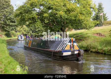 Narrowboat on the Staffs & Worcester Canal near Kinver, Staffordshire, England, UK Stock Photo