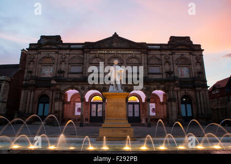 YORK, UK - AUGUST 29TH 2015: An evening view of the historic York Art Gallery and William Etty Statue in York, on 29th August 20 Stock Photo