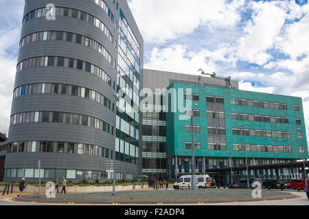 Bexley Wing at St James's University Hospital in Leeds. Houses cancer wards and St James's Institute of Oncology Stock Photo