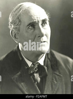 Worried man (OLVI008 OU379 F) Stock Photo