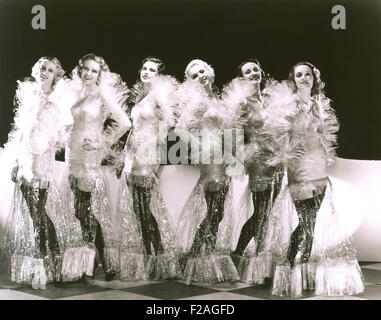 Women dressed in cellophane costumes (OLVI008 OU130 F) Stock Photo