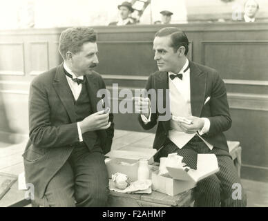 Lunch break (OLVI007 OU923 F) Stock Photo