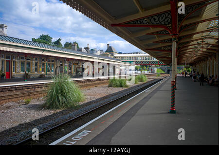 Railway station at Torquay, Devon, with train en route to Paignton ...