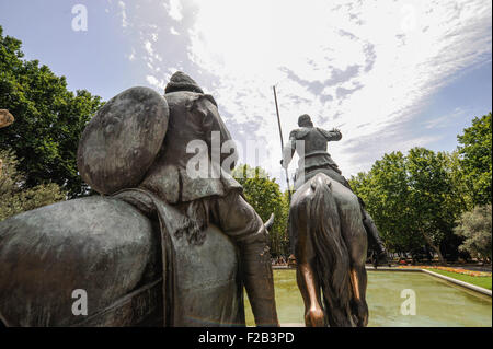 the statue of Don Quixote and Sancho in Plaza de España, Madrid- la estatua de Don Quijote y Sancho en Plaza de España, Madrid Stock Photo