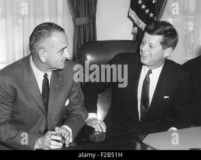 President John Kennedy and Vice President Lyndon Johnson. They were hosting a Legislative Leaders Breakfast Meeting in the Oval Stock Photo
