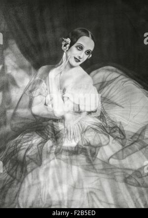 Anna Pavlova, principal dancer of the Imperial Russian Ballet. Print after a painting by Dorothea Cordes. CA. 1910-20. - (BSLOC 2014 17 192) Stock Photo